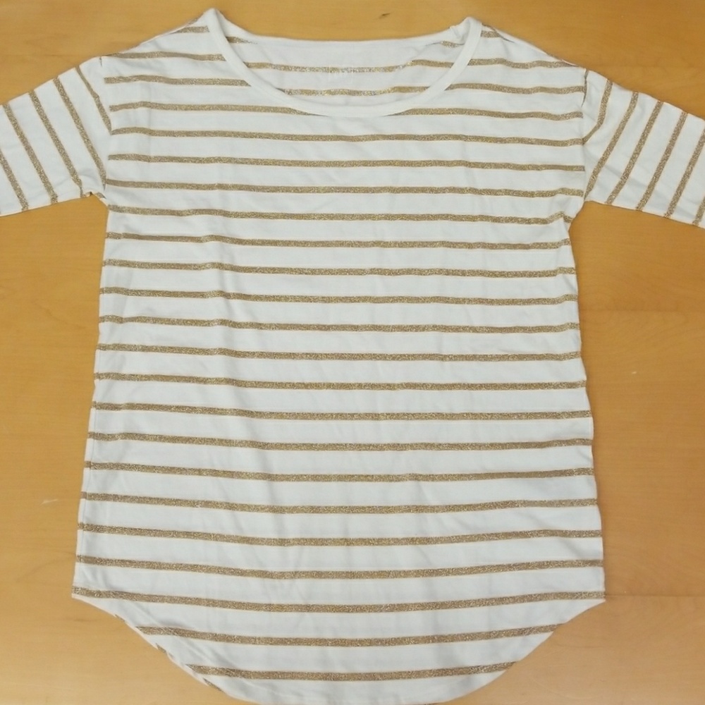 GAP women's drop sleeve tee
